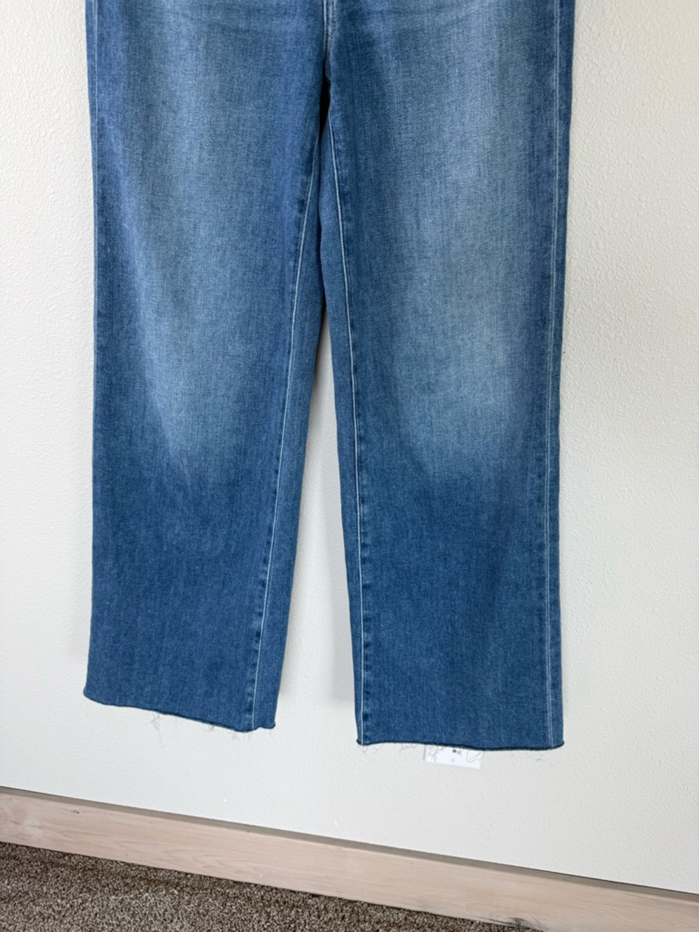 PAIGE Anessa High Rise Wide Leg Raw Hem Jeans  Flamenco Distressed Denim 25 - Picture 5 of 13